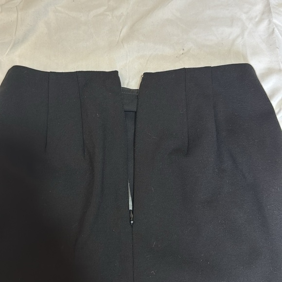 White House Black Market Black Pencil Skirt - Picture 3 of 4